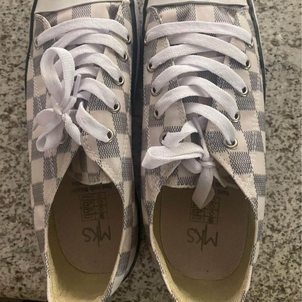 Boutique Converse Style Sneakers